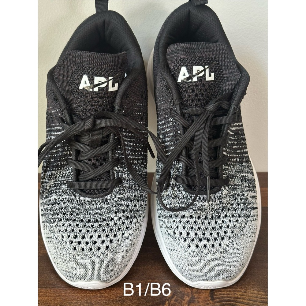 APL TechLoom Pro Women Running Shoes Black White Ombre Knit 1219XC Size 9